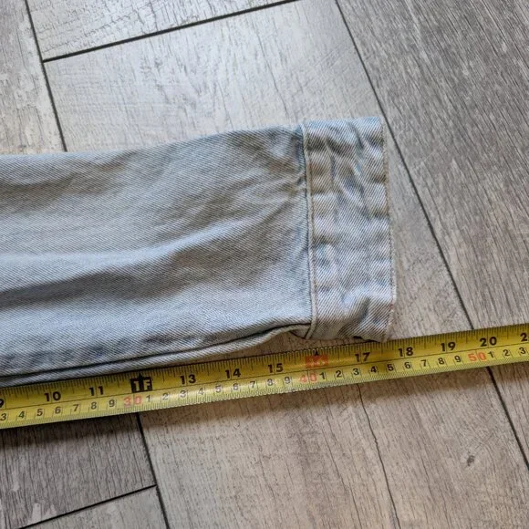 Zara Cropped Distressed Denim Jacket Raw Hem Casual Chic Street Style | Size M - Picture 10 of 11